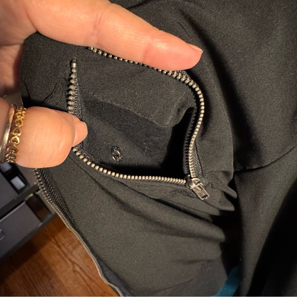 Fabletics Bomber - image 4